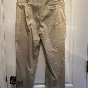 Express Tan Capris Classic Cotton Blend